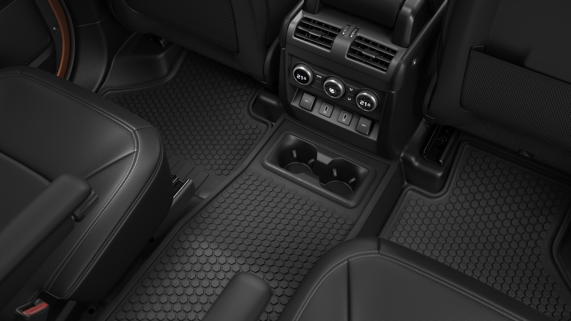 SMALL_DEF_SIX_SEAT_27MY_08072025_01